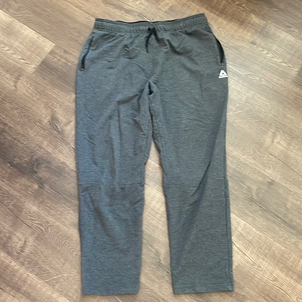 Mens XL Reebok sweatpants gray